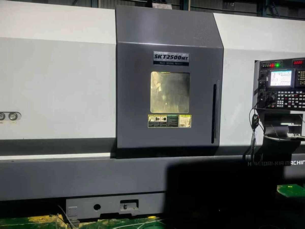 CNC turning lathe