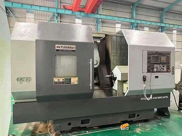 Used Hyundai WIA SKT2500MT Multi-Tasking Turning Center