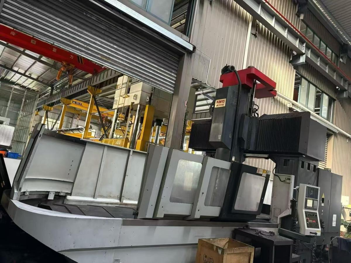 Gantry milling machine