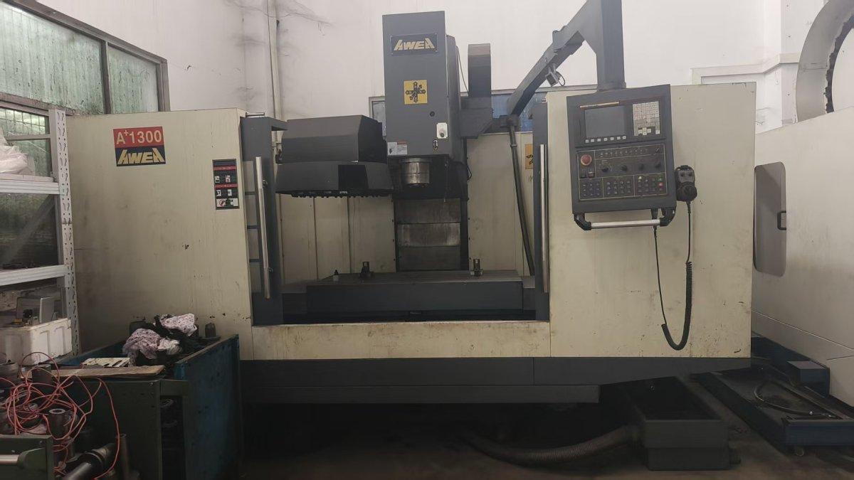 Vertical Machining Center
