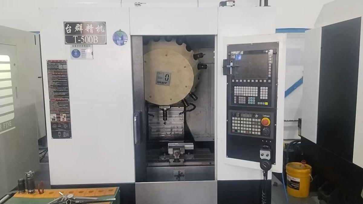 Tapping machine