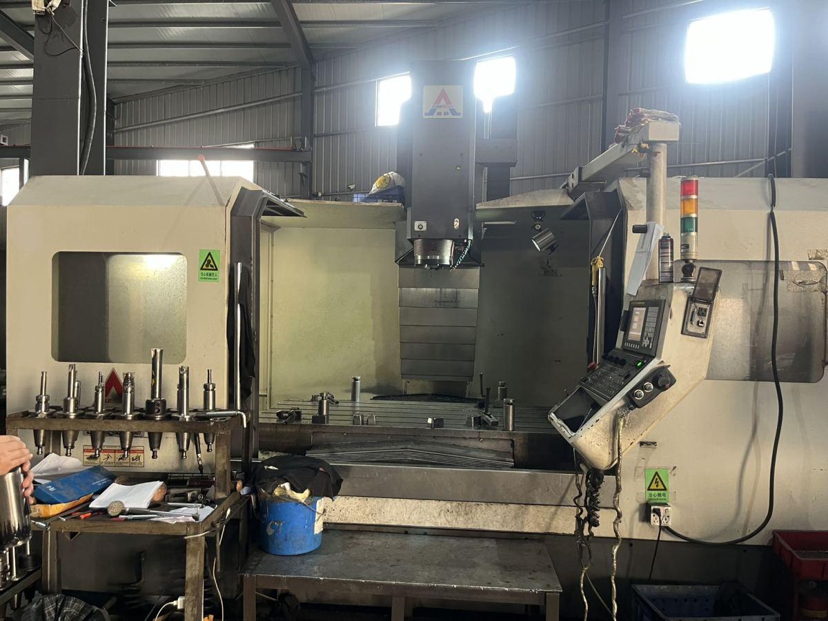 Vertical Machining Center