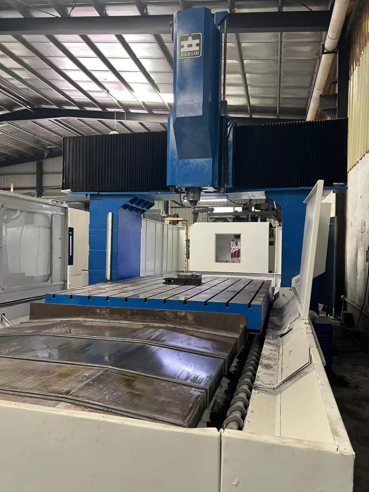 Gantry Machining Center