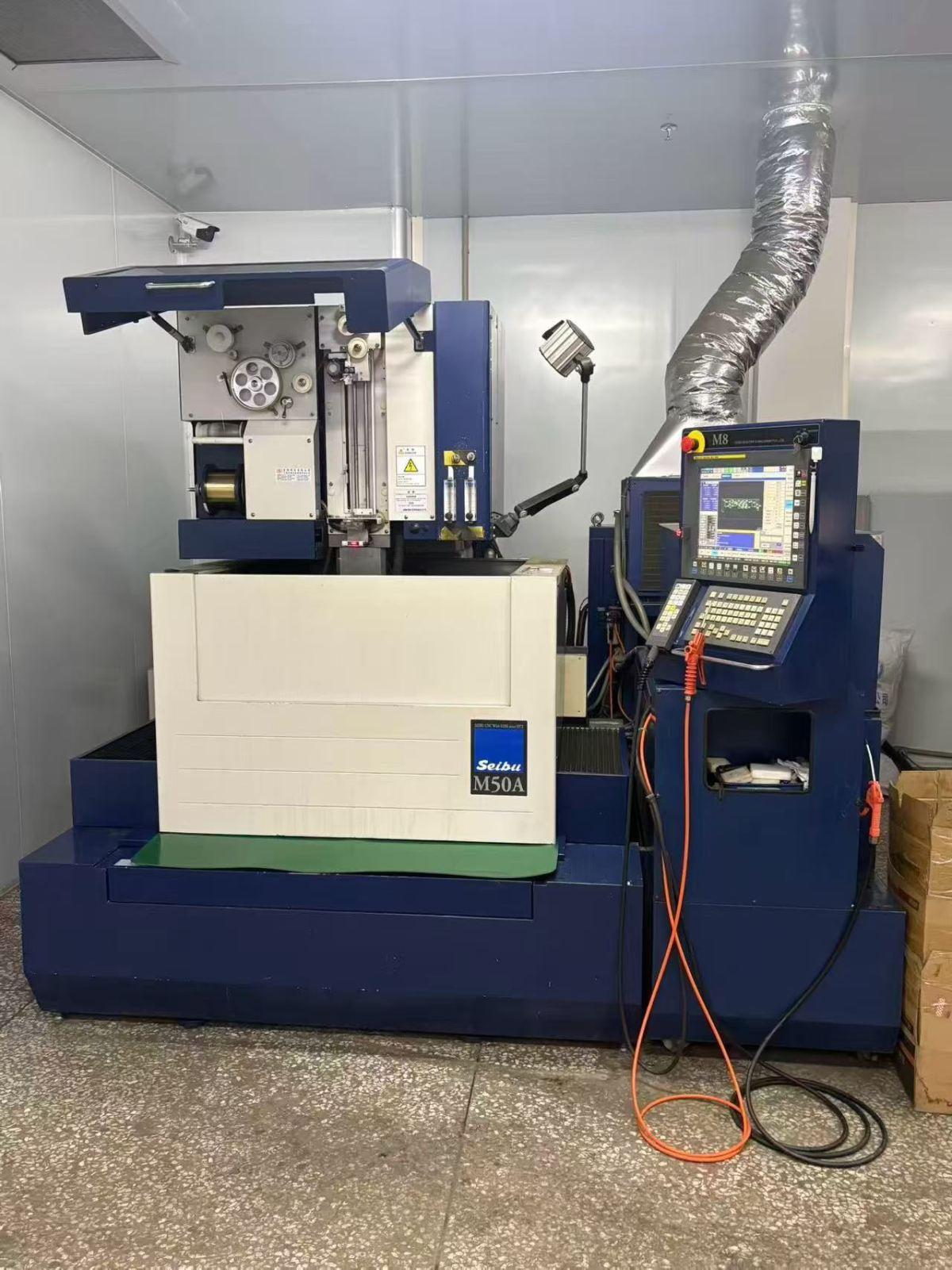 Wire cutting machine