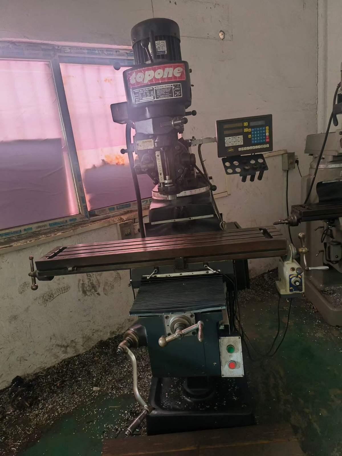 turret milling machine