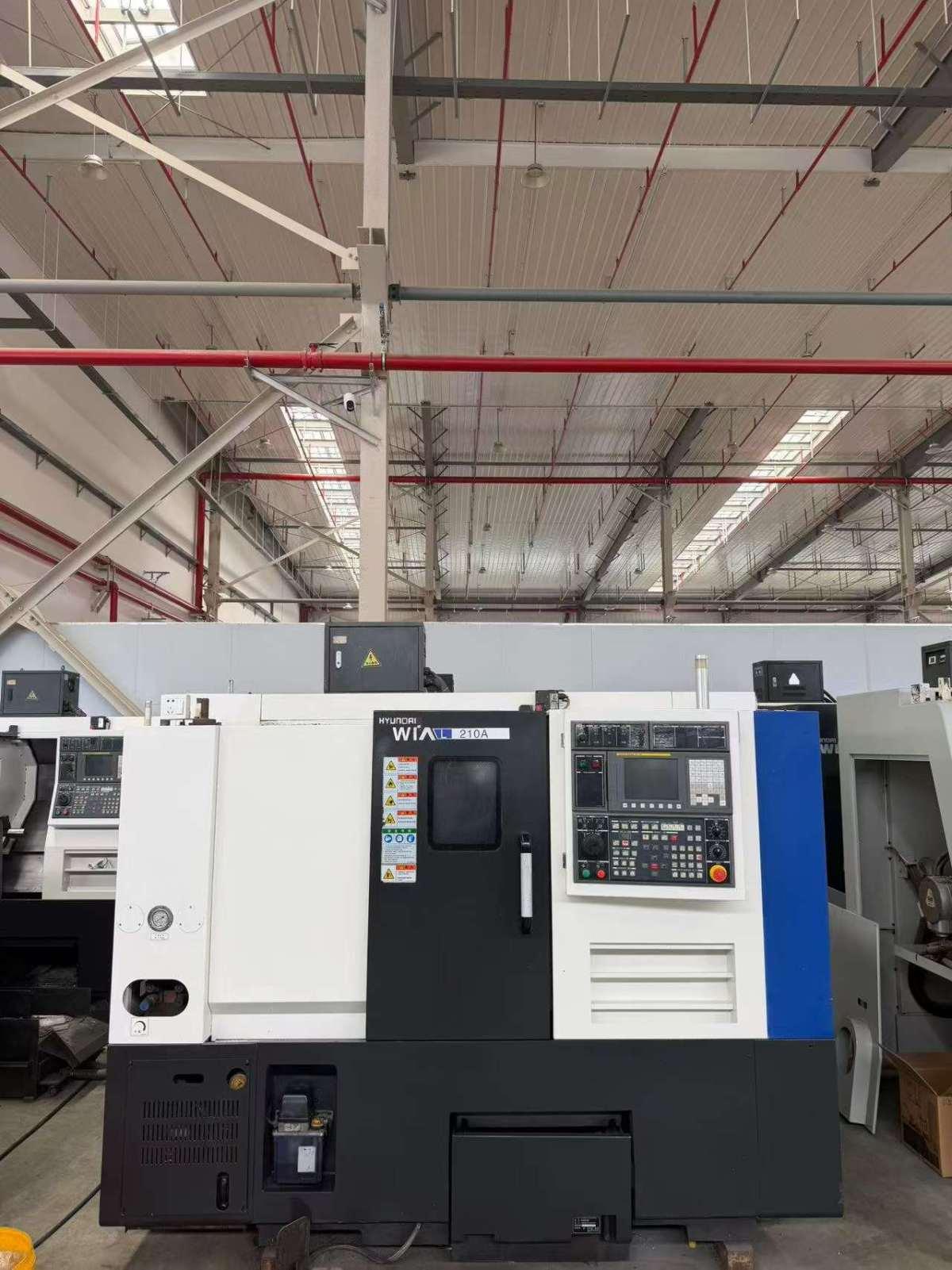 CNC slant bed lathe