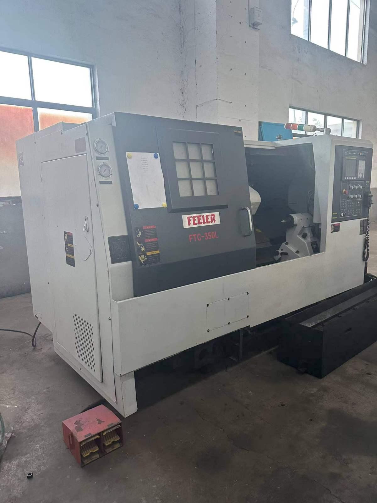 CNC turning lathe