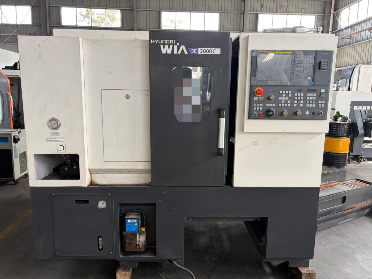CNC turning lathe