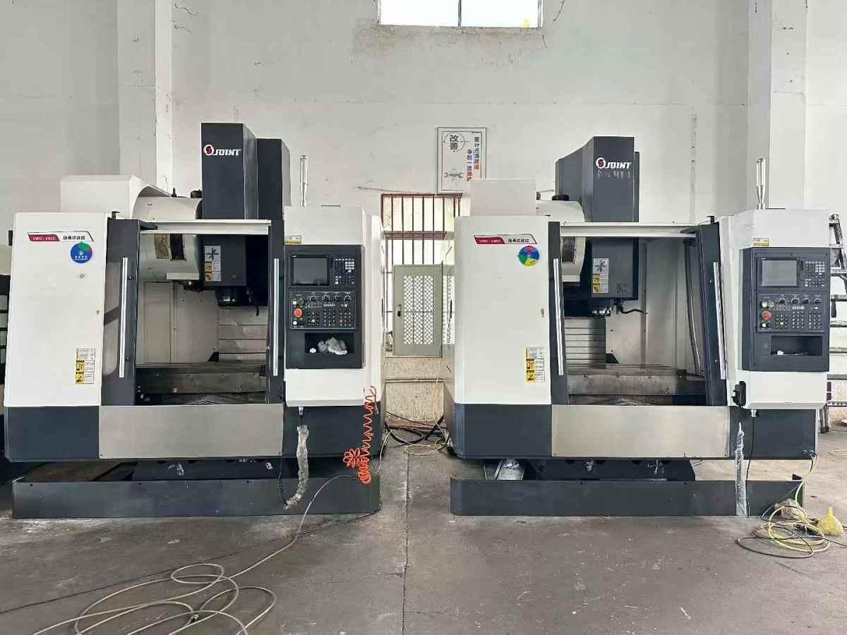Vertical Machining Center