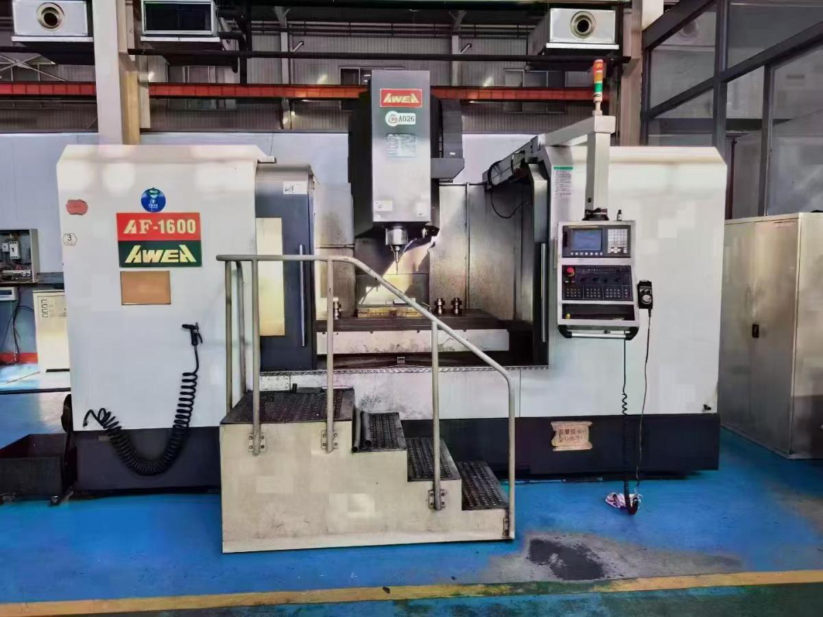 Vertical Machining Center