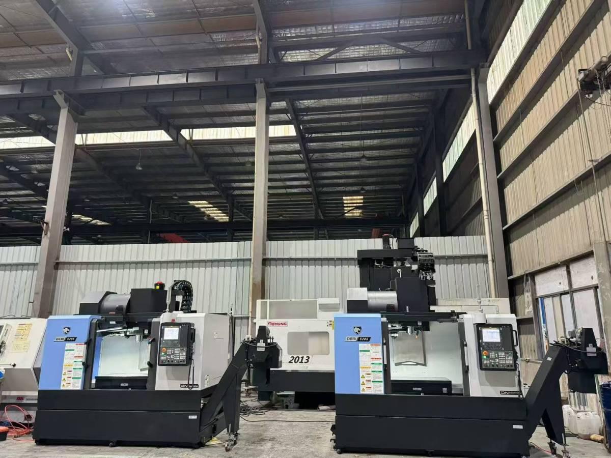 Vertical Machining Center
