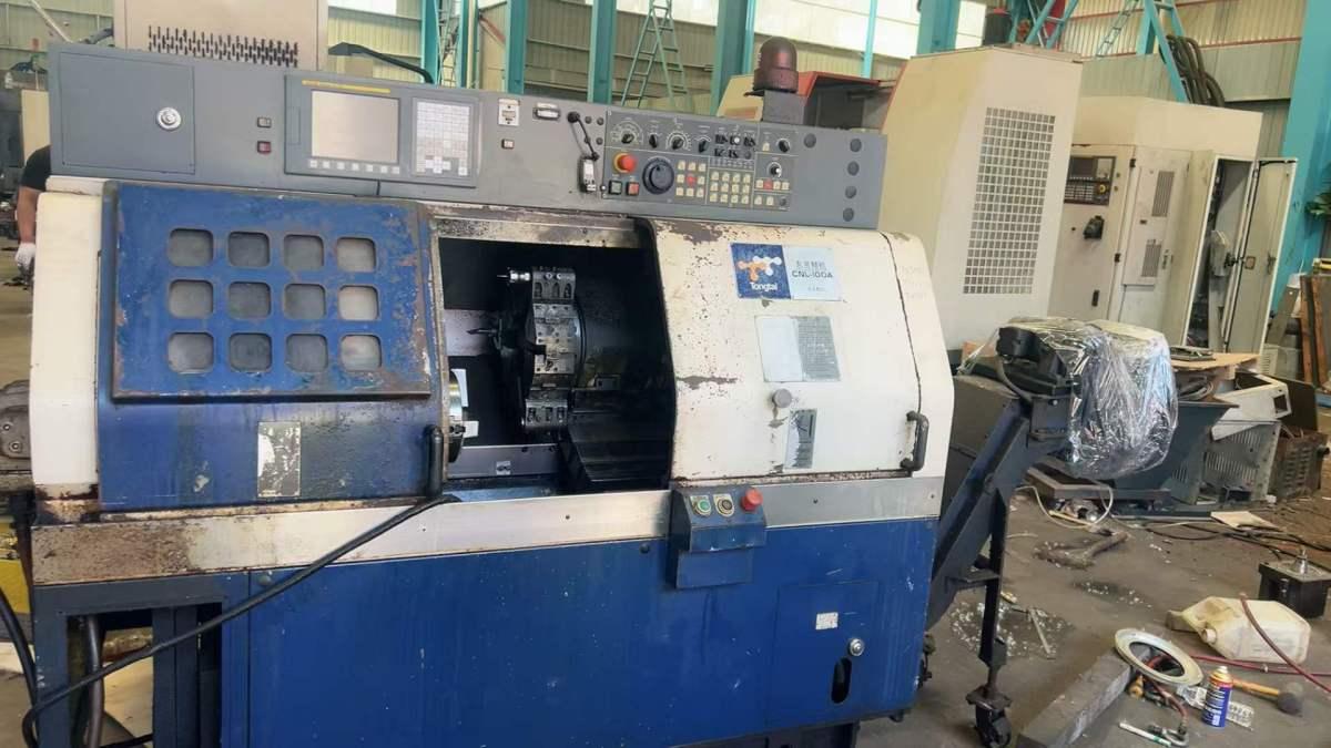 CNC turning lathe
