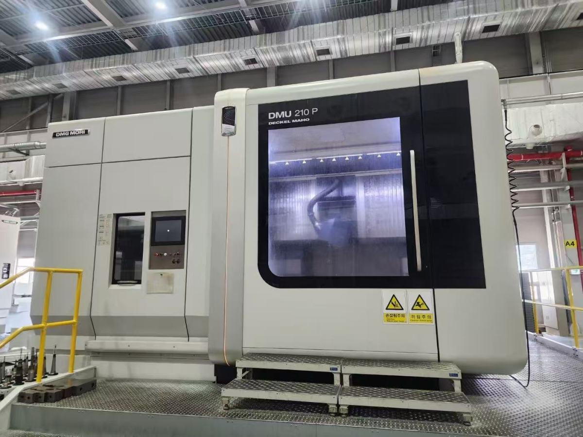 5 Axis Machining Center
