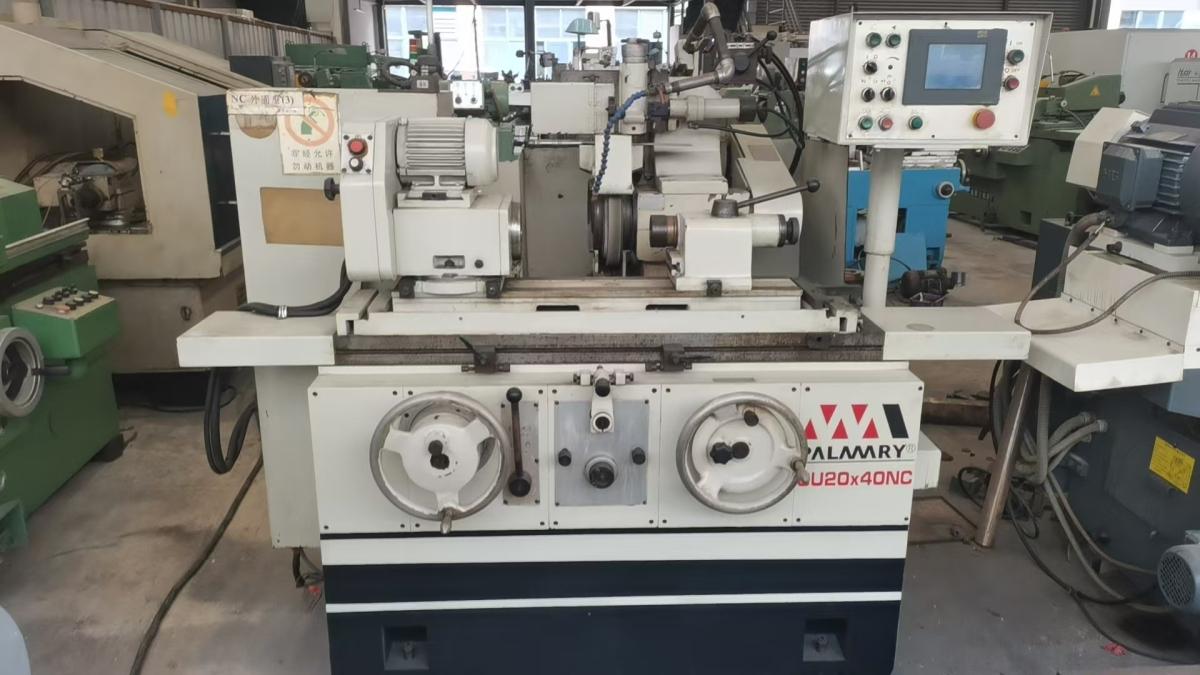 Cylindrical grinder