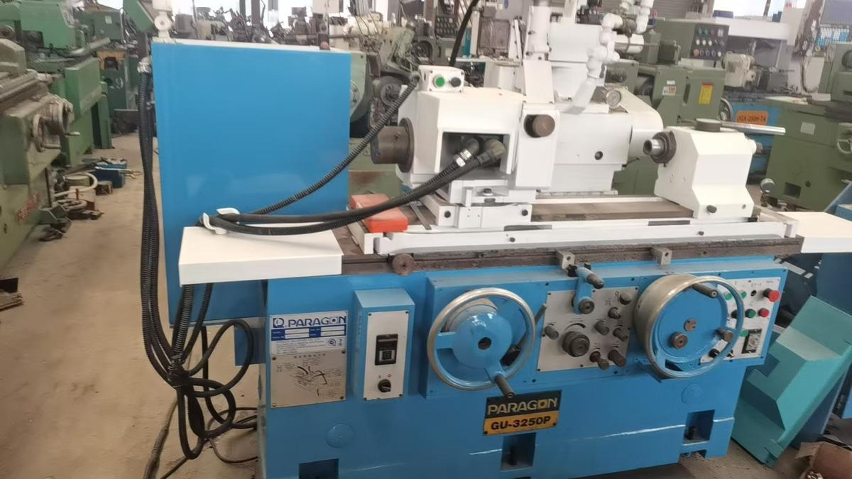 Cylindrical grinder