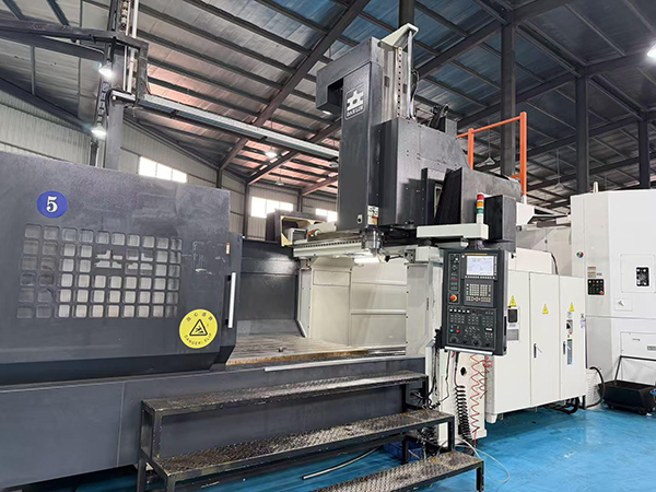 Used DAHLIH DM-2216 CNC Gantry Machining Center for Production Fit Evaluation