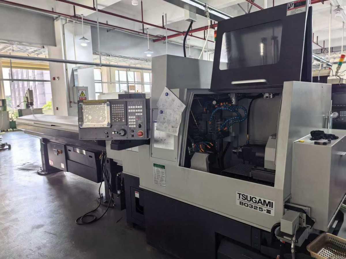 Multi-spindle lathe