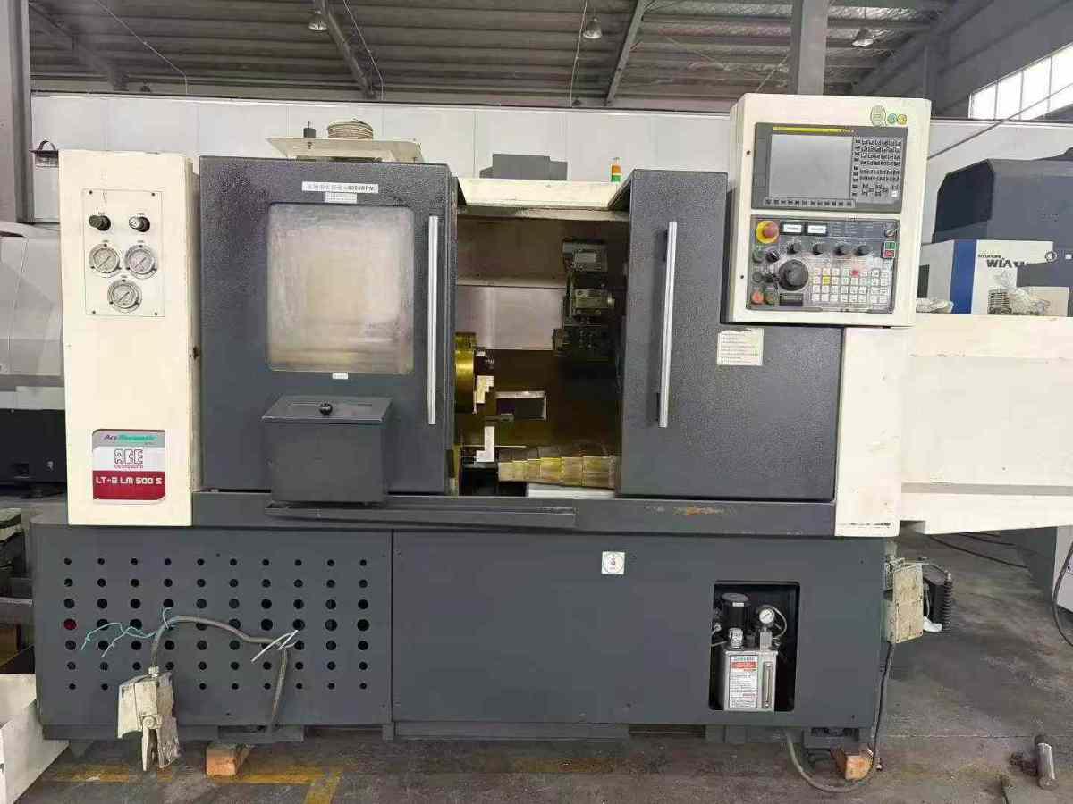CNC turning lathe