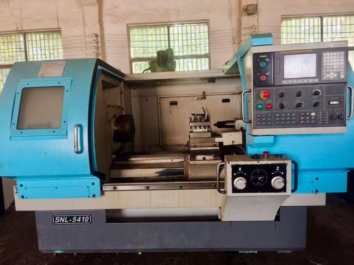 CNC turning lathe