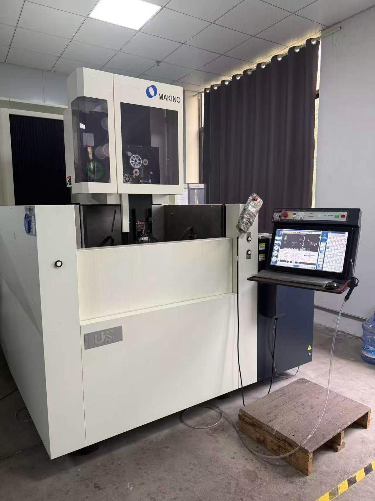 Wire cutting machine