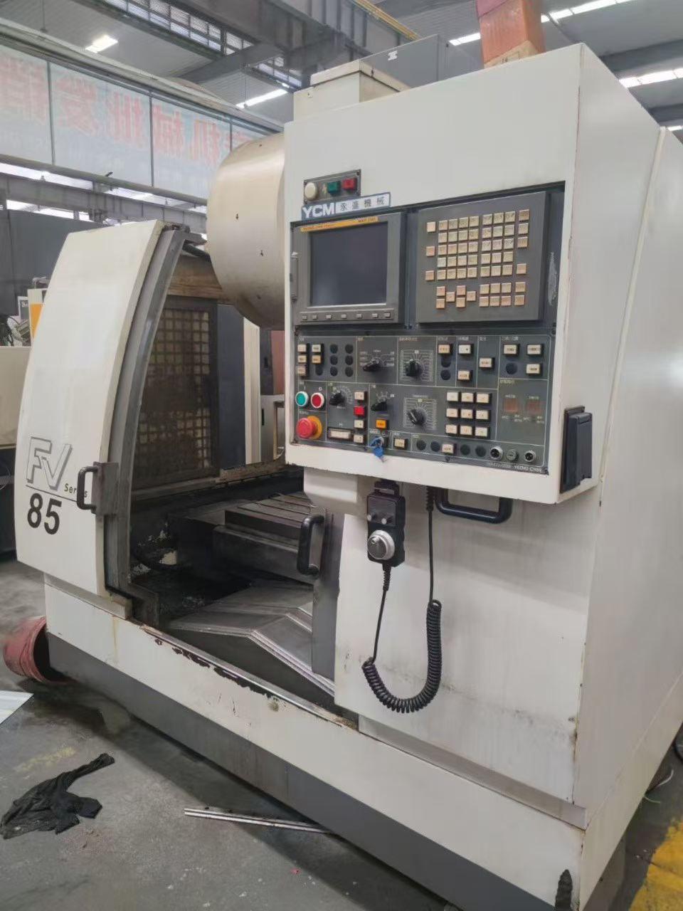 Vertical Machining Center
