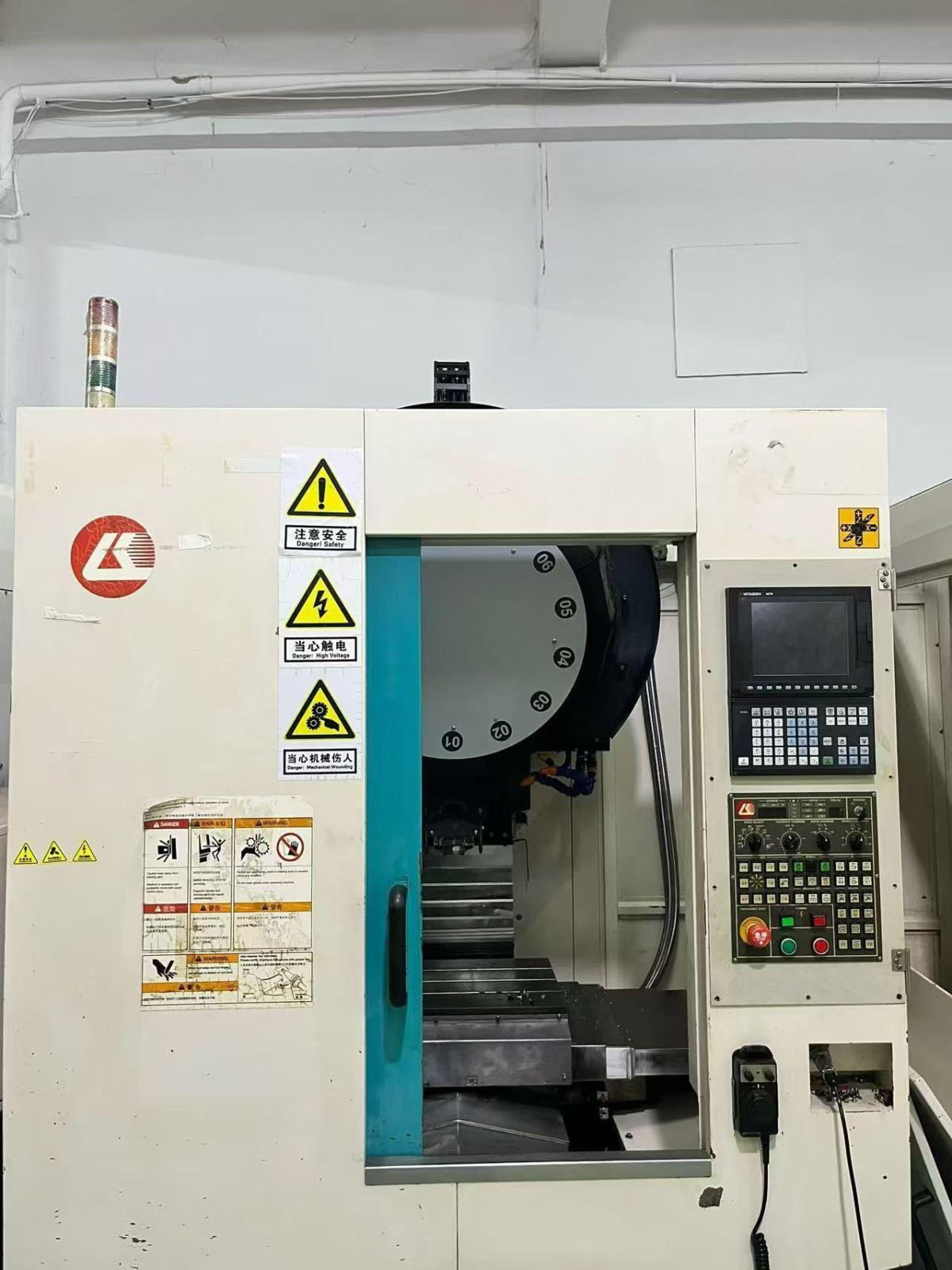 Tapping machine