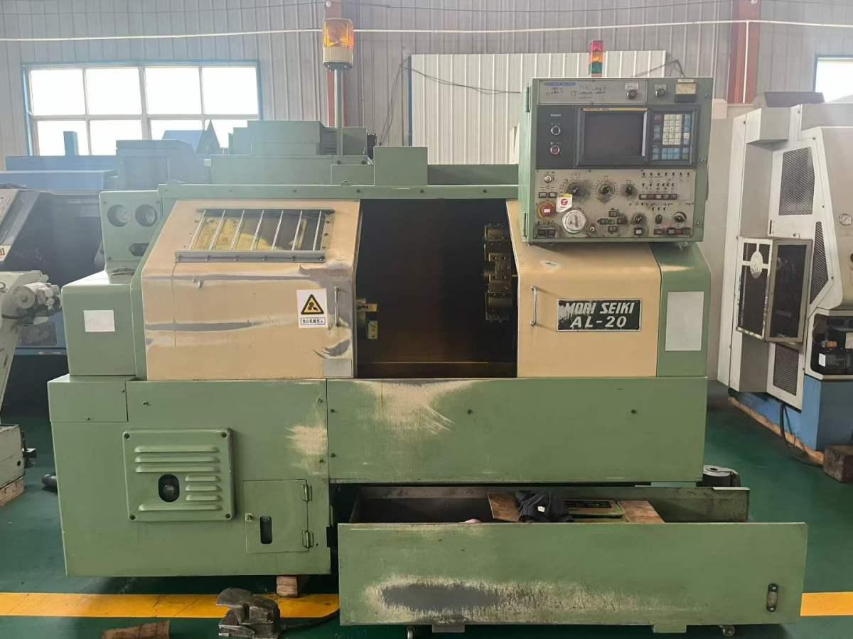 CNC turning lathe