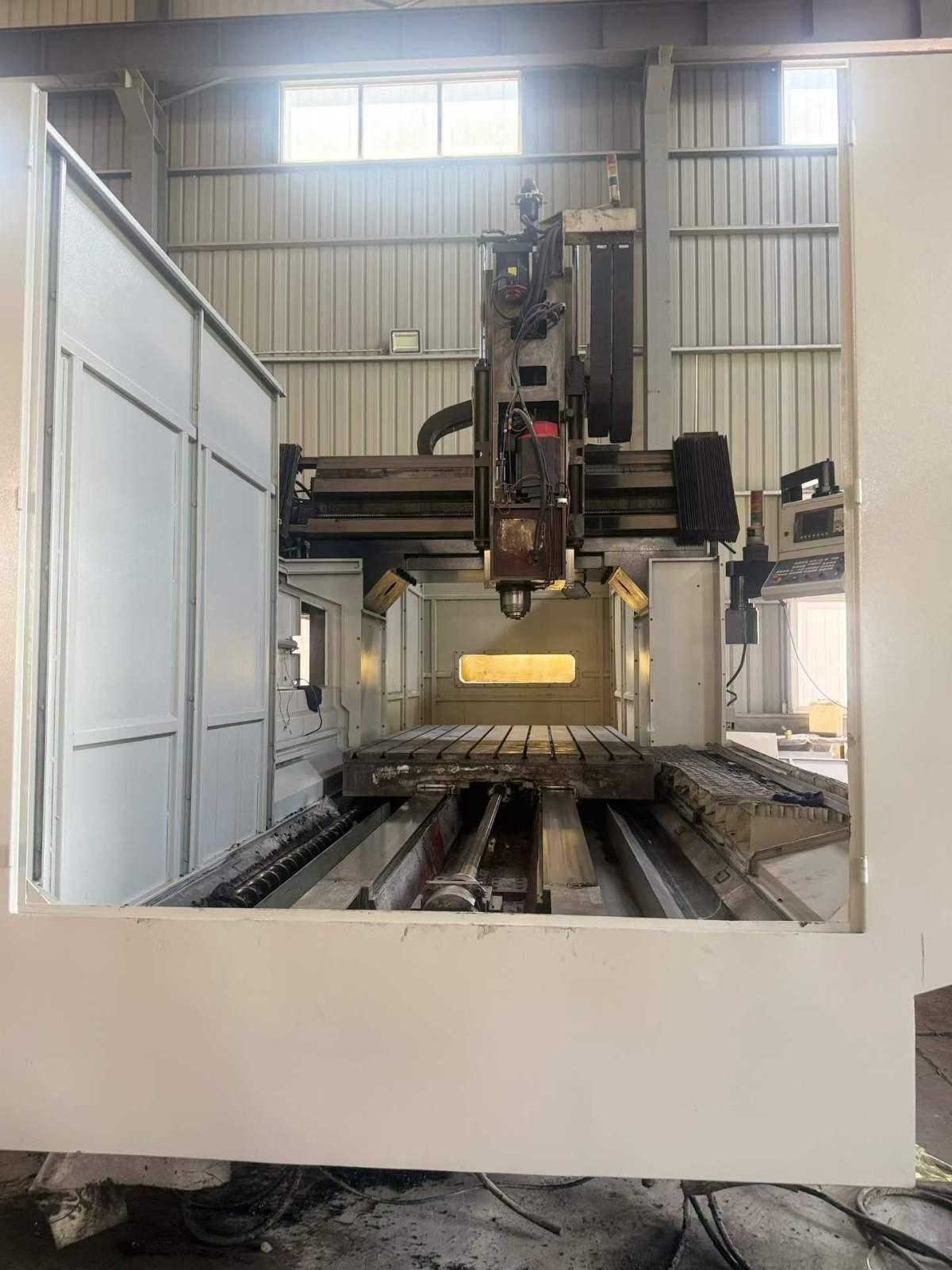 Gantry Machining Center