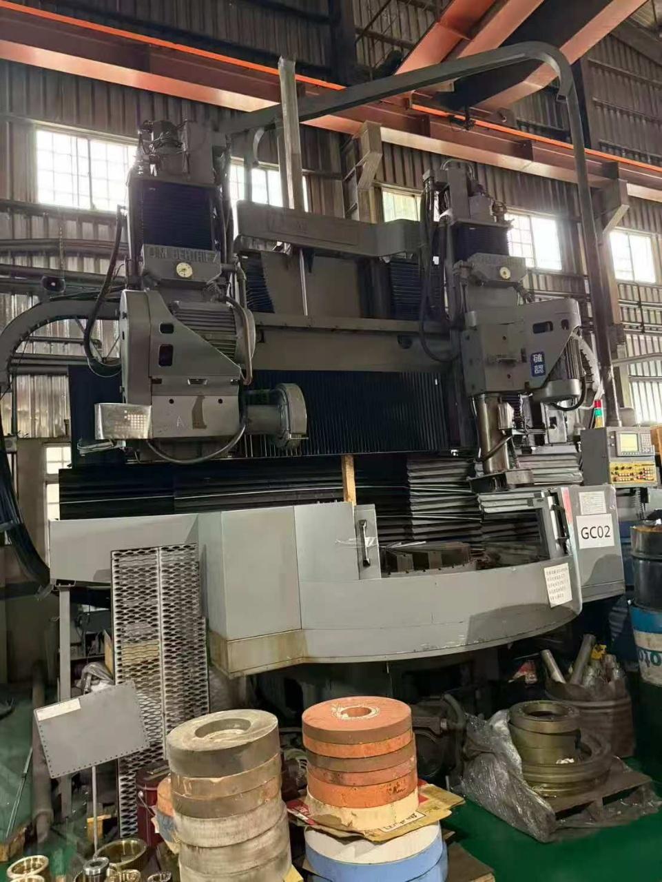Vertical Grinding Machine