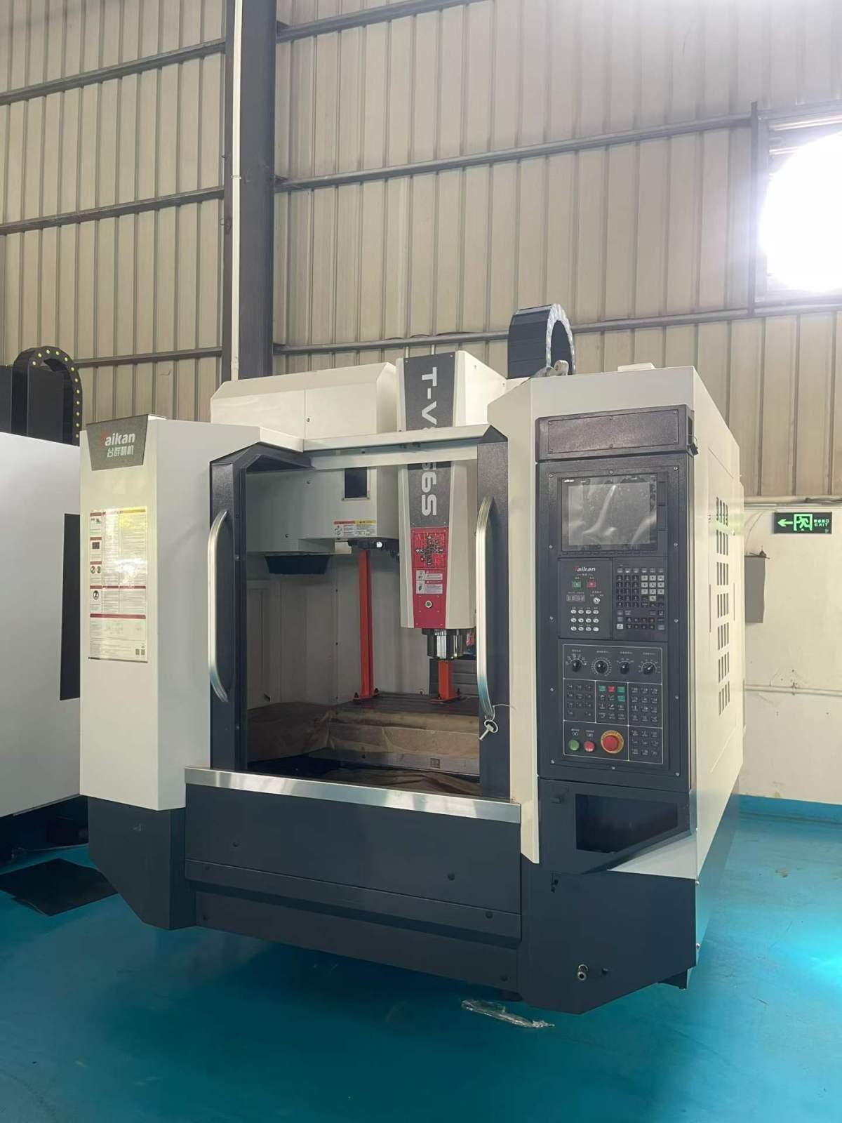 Vertical Machining Center