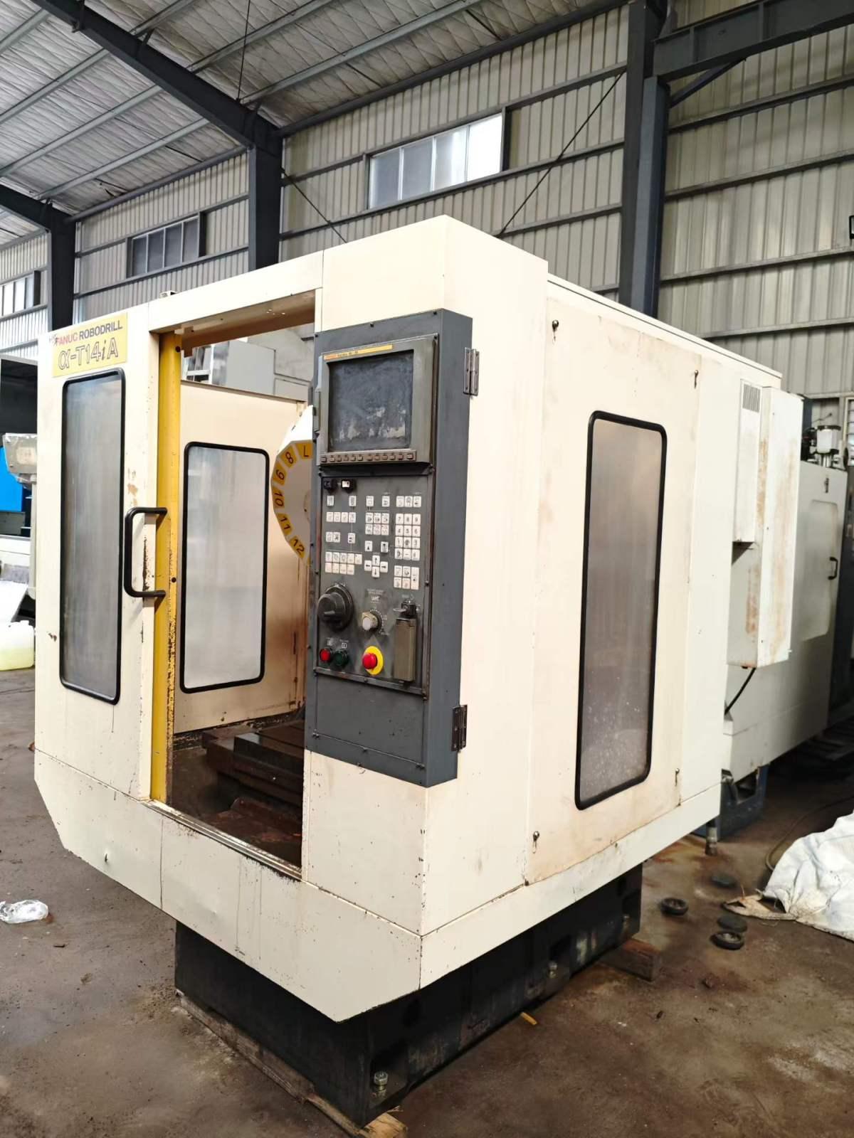 Tapping machine