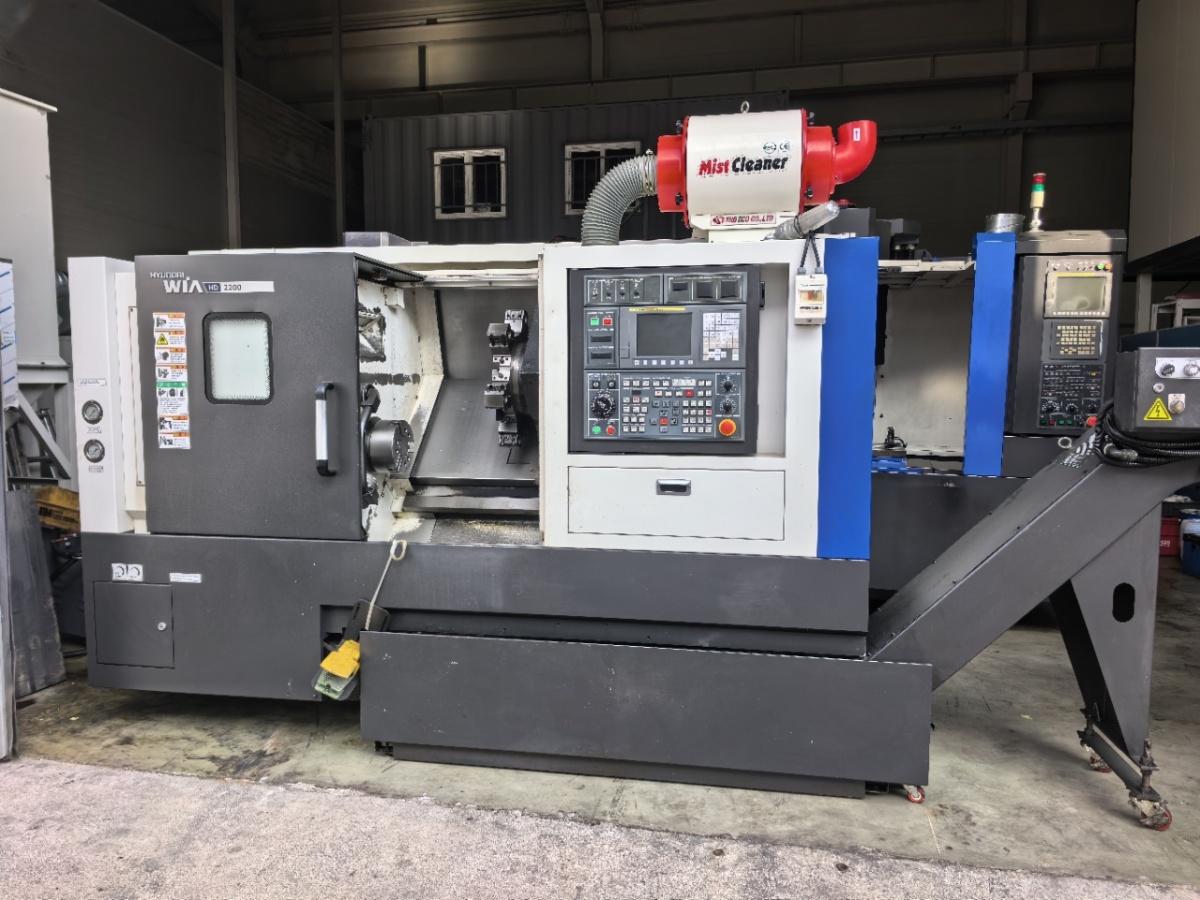 CNC slant bed lathe
