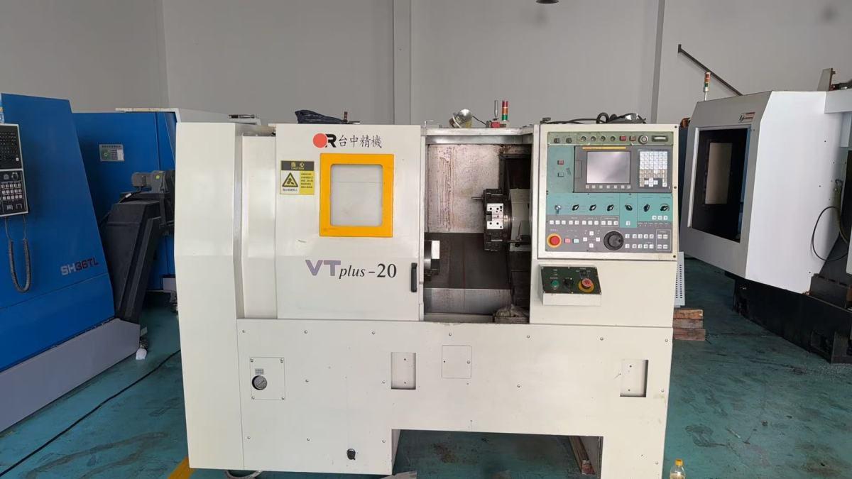 CNC turning lathe