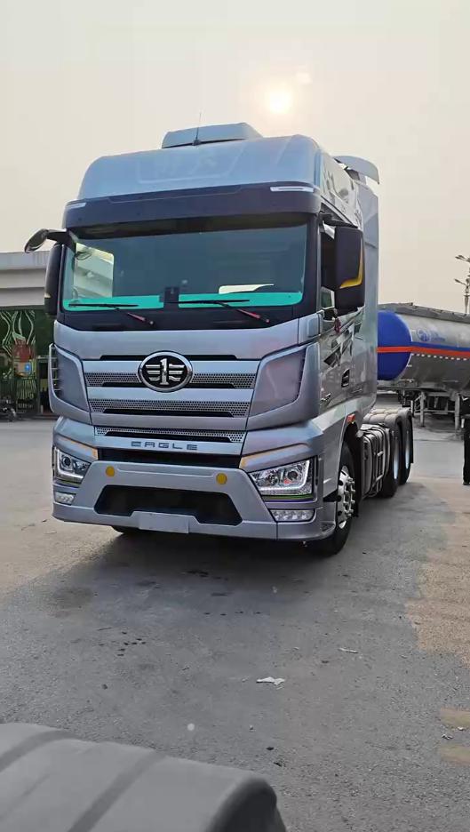 Conventional trucks