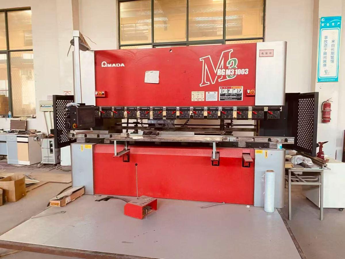 PRESS BRAKE