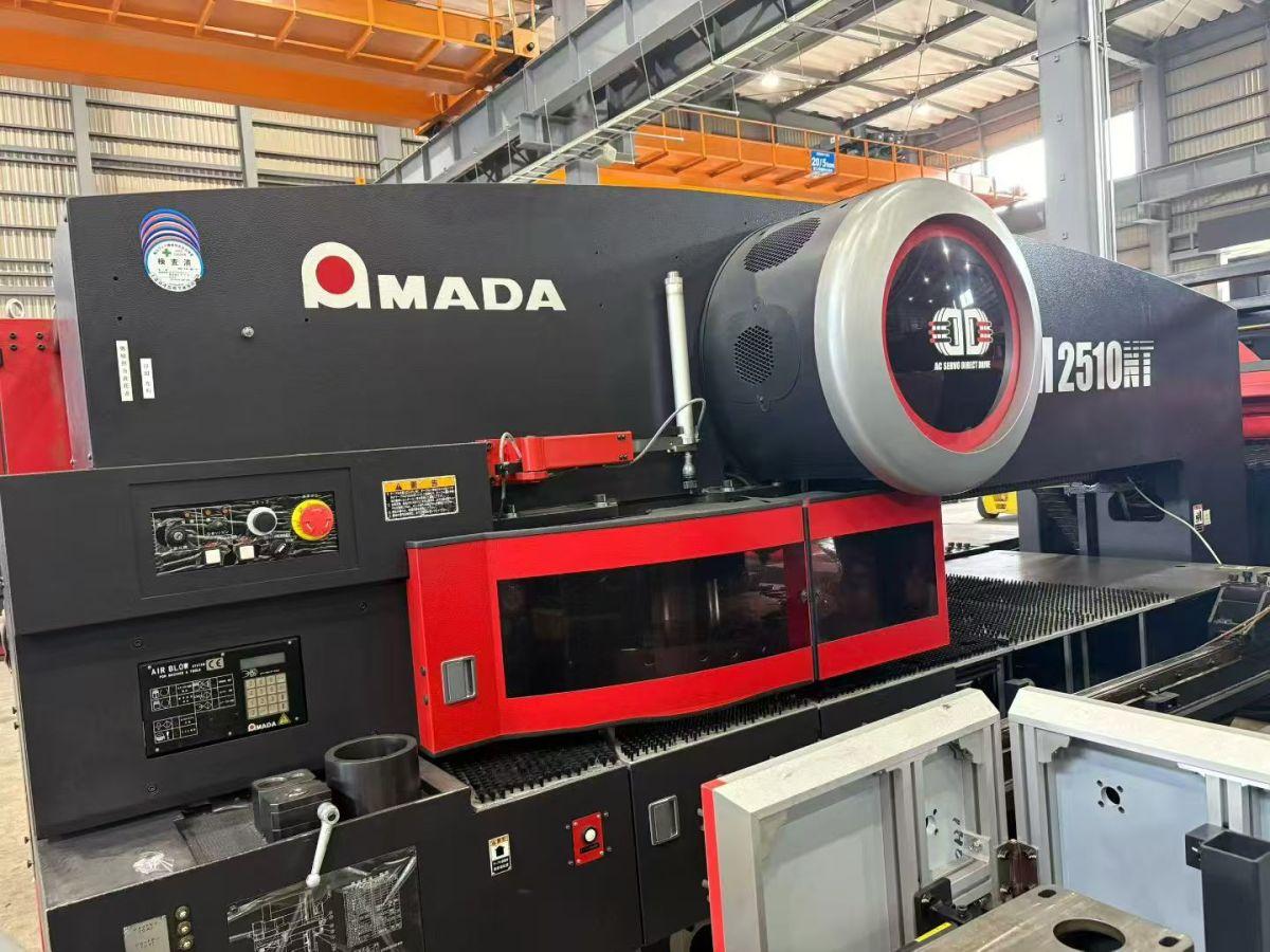 turret punch press W/tooling