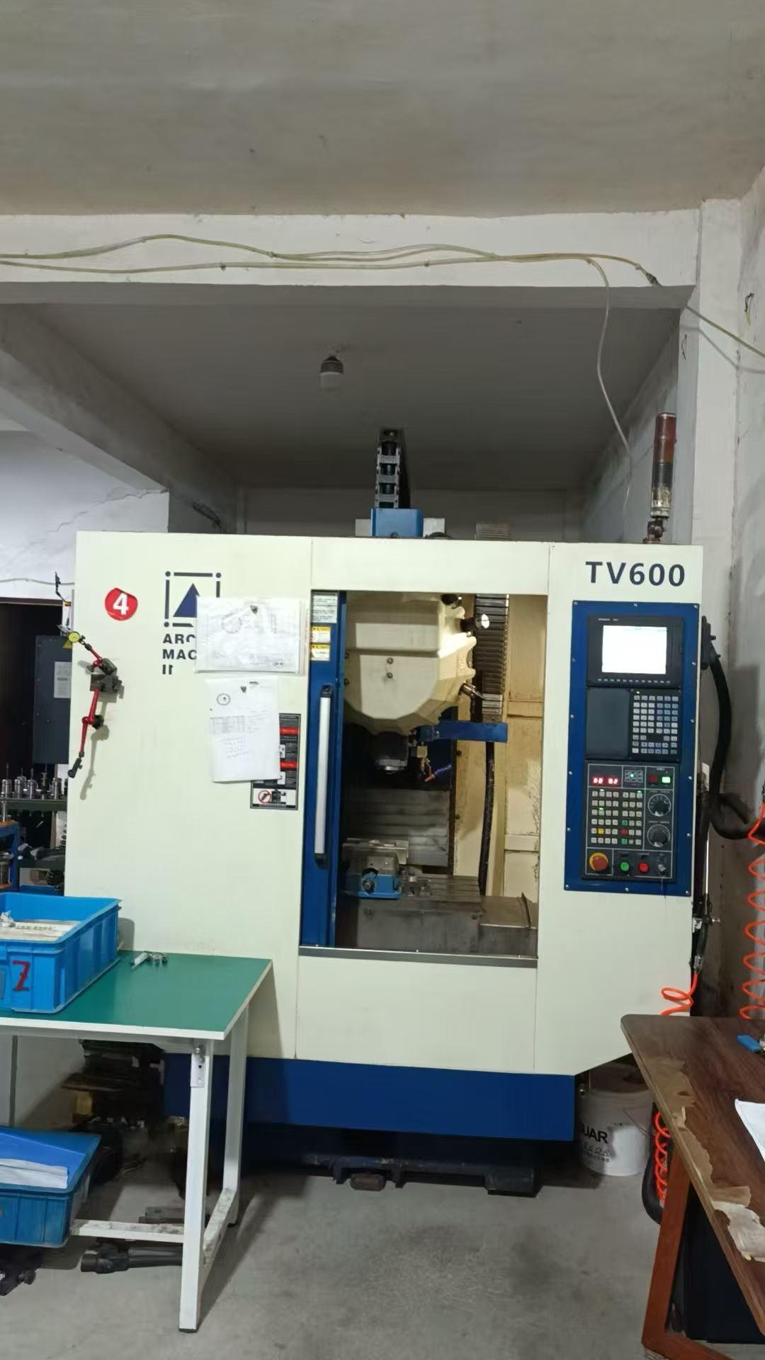 Tapping machine
