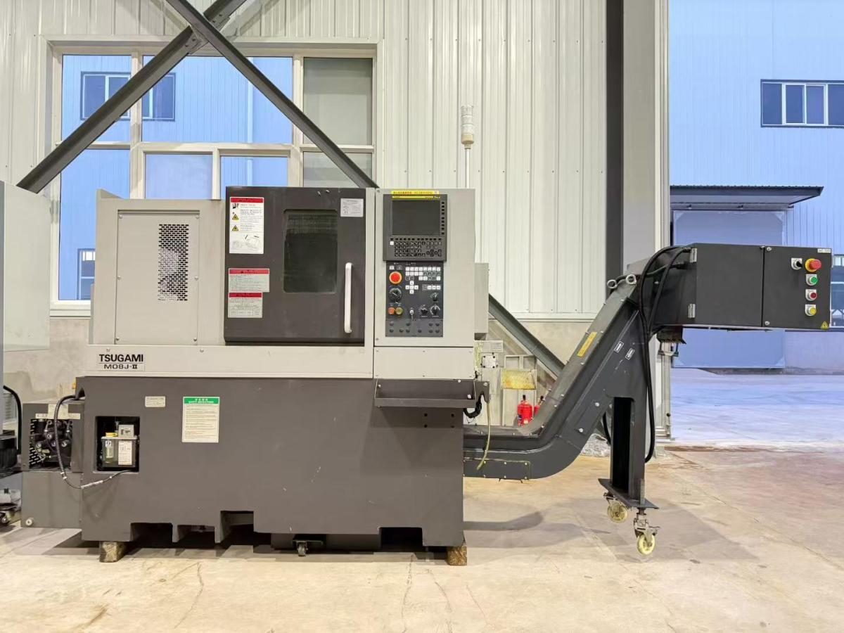 CNC turning lathe