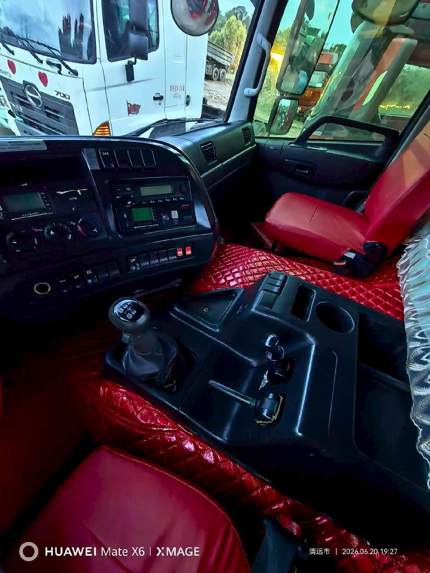 Conventional trucks