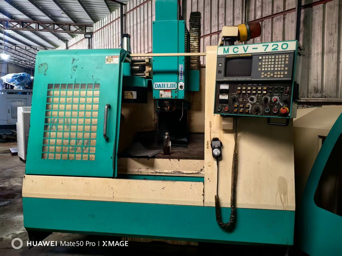 Vertical Machining Center