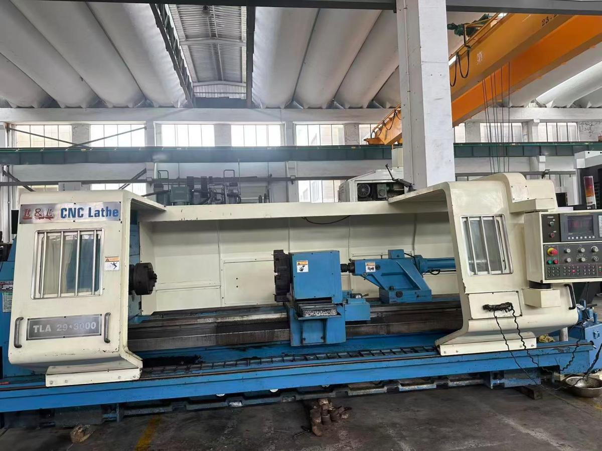 CNC turning lathe