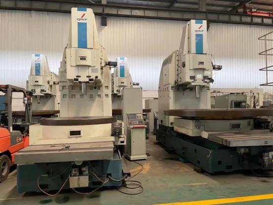 Gear shaping machine
