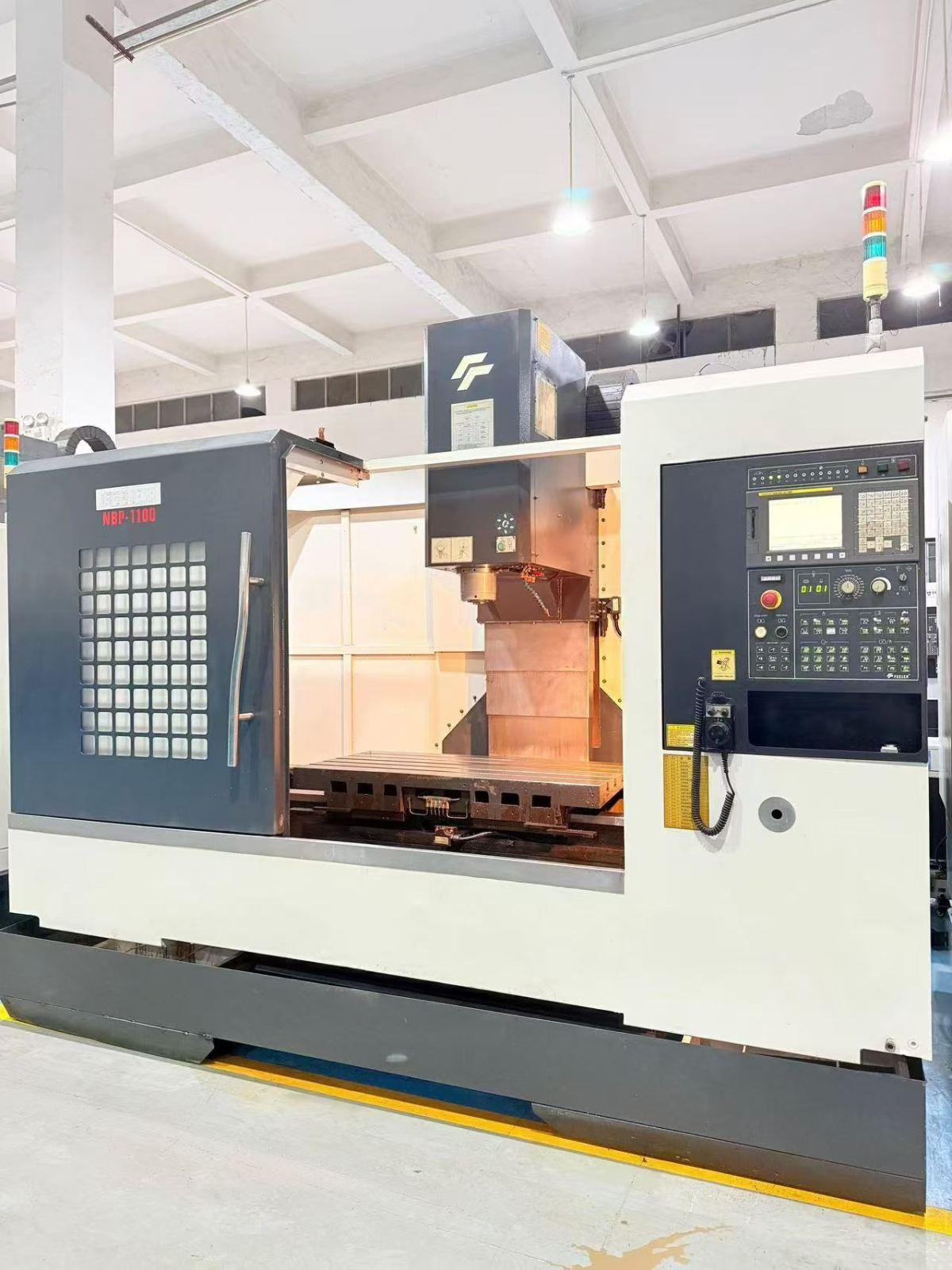 Vertical Machining Center