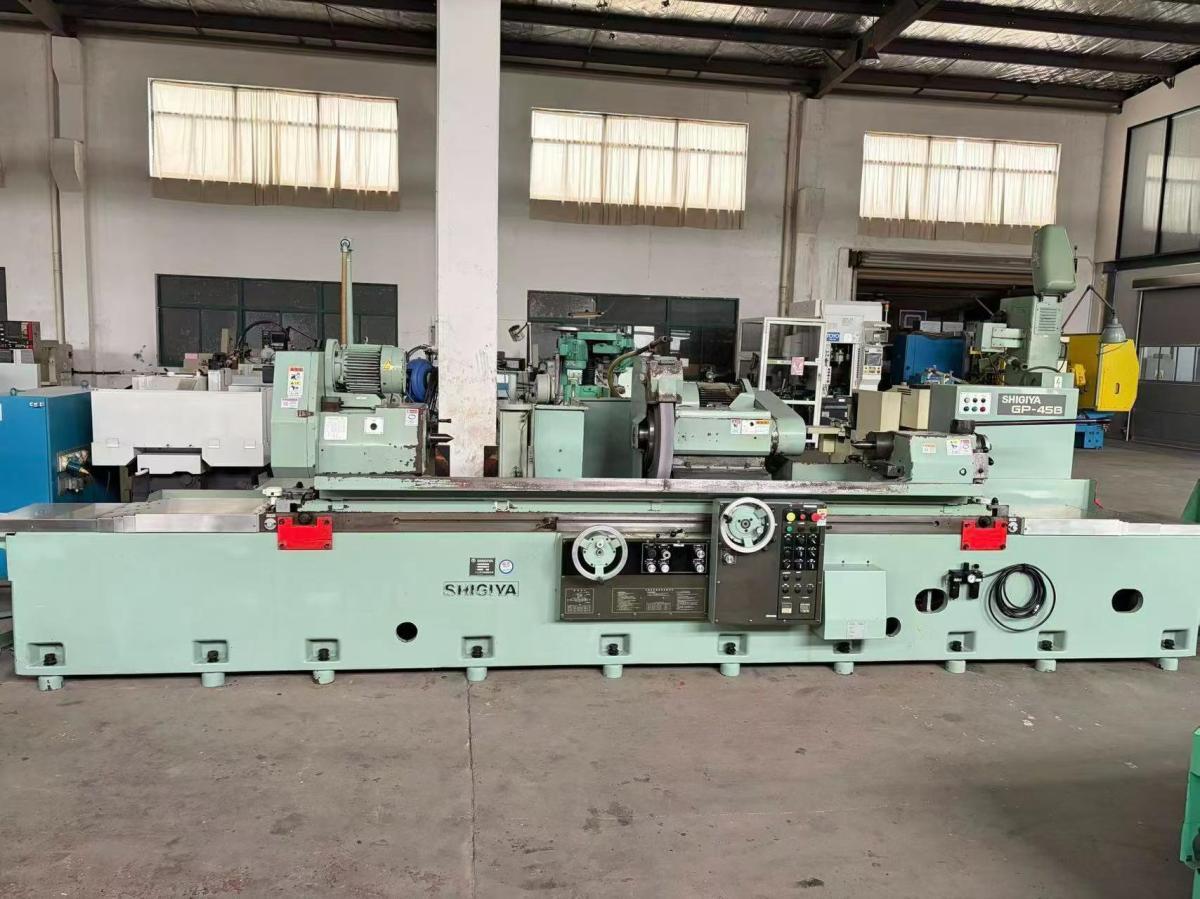 Cylindrical grinder