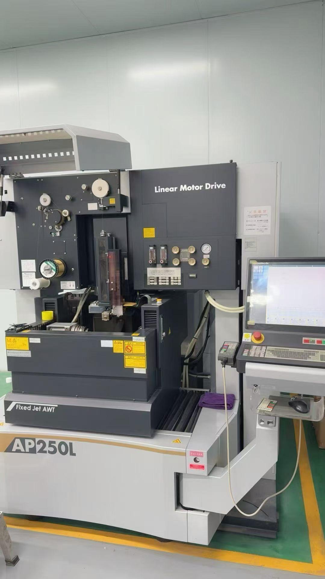 Wire cutting machine