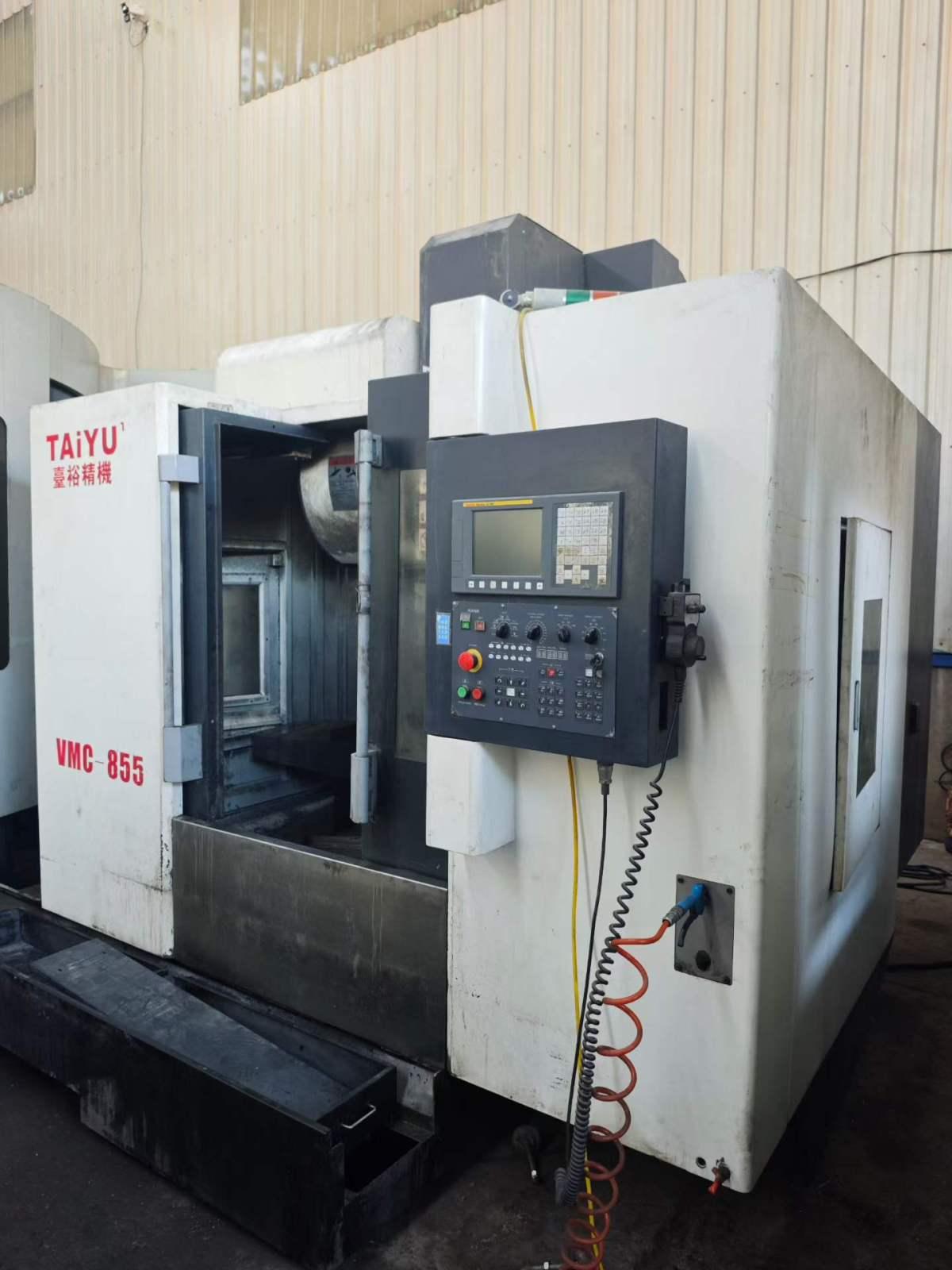 Vertical Machining Center