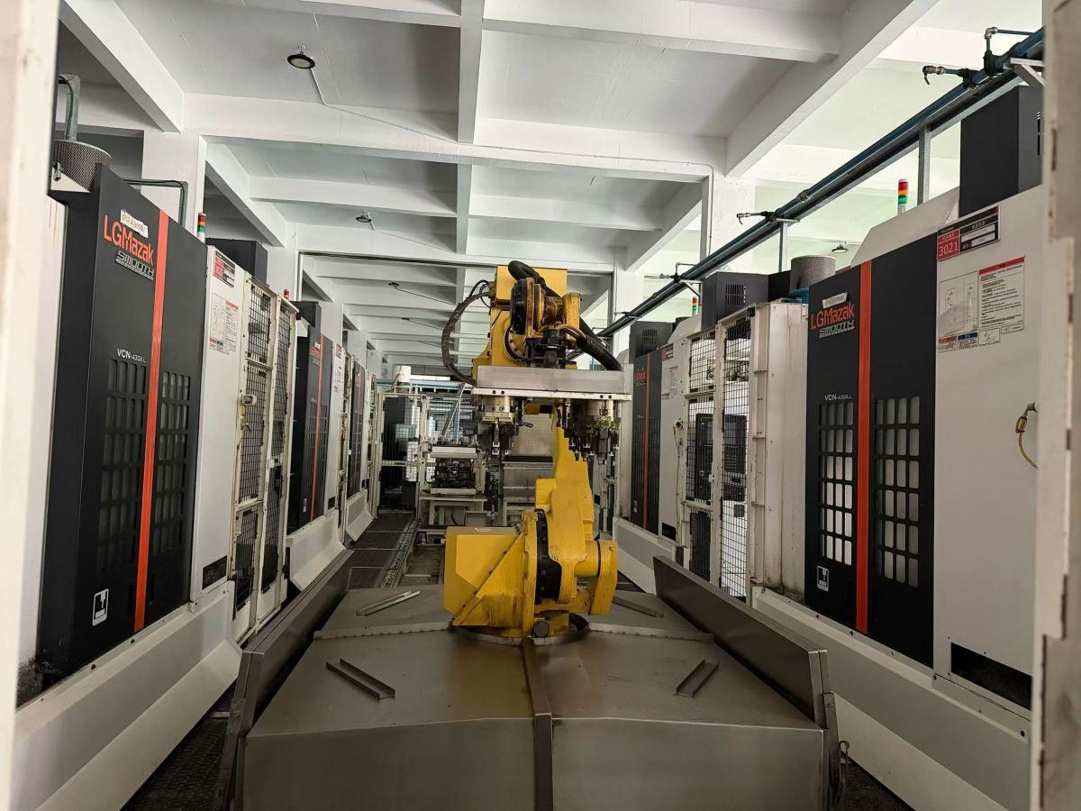 Vertical Machining Center