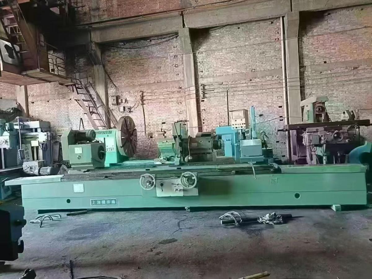 Cylindrical grinder