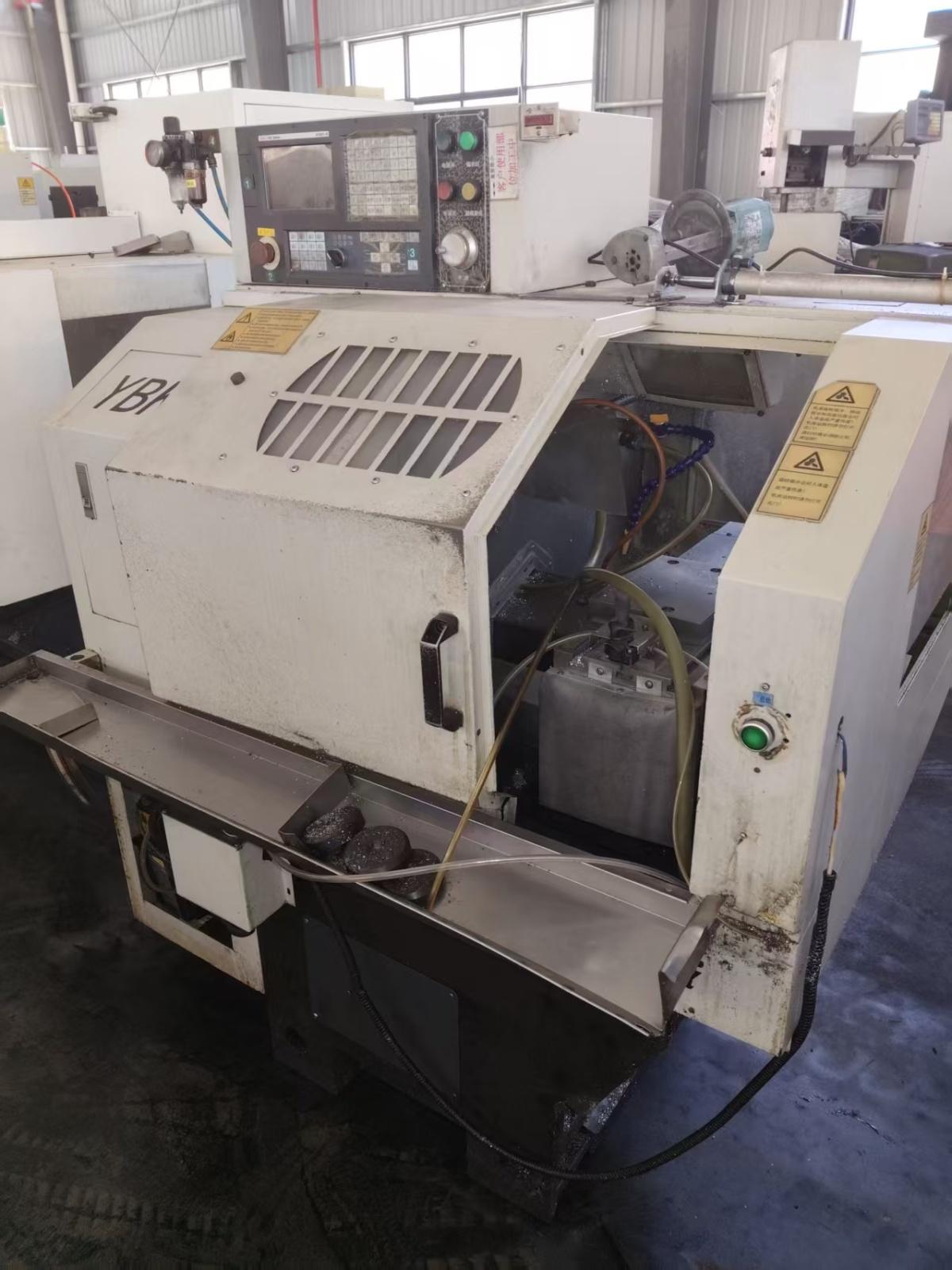 CNC turning lathe