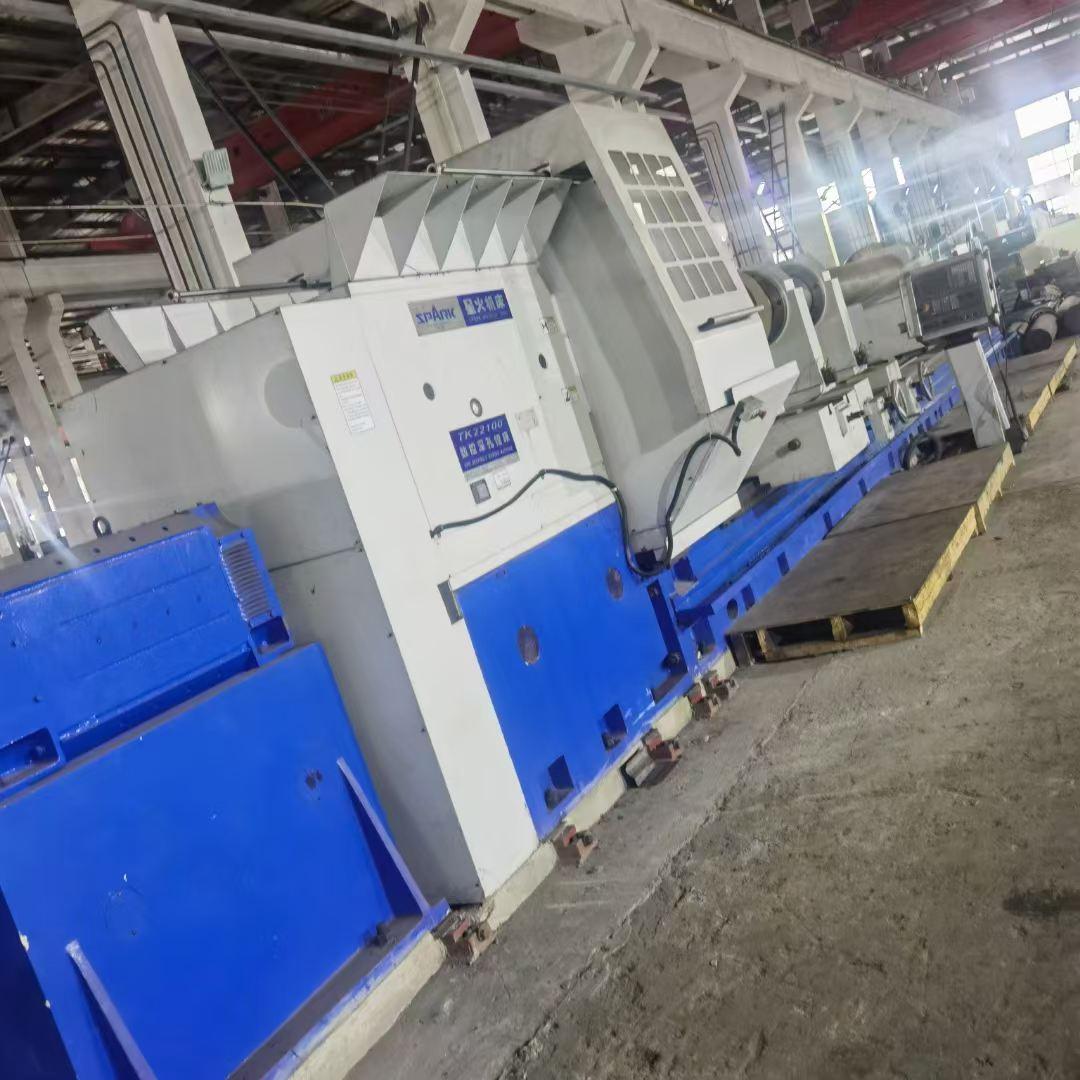Deep-hole drilling machine